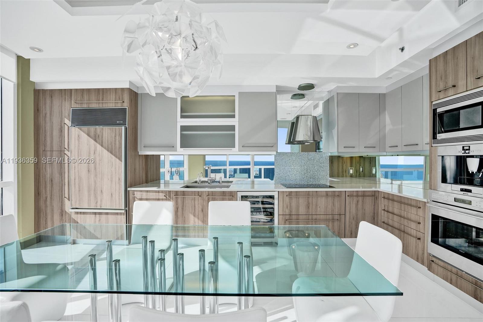 TDR TOWER III CONDO - Residential