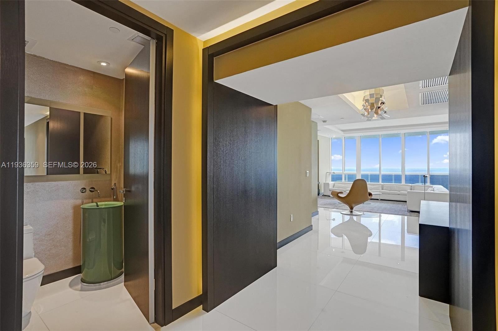 TDR TOWER III CONDO - Residential