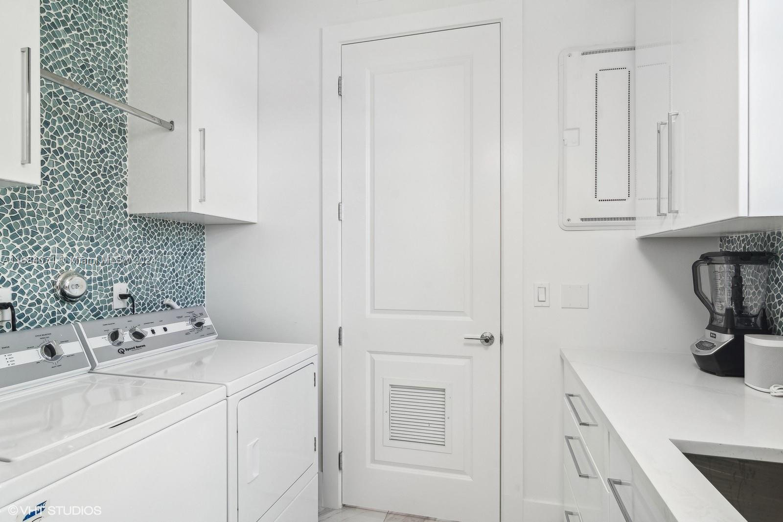 RIVERLAND PARCEL B - PLAT - Residential