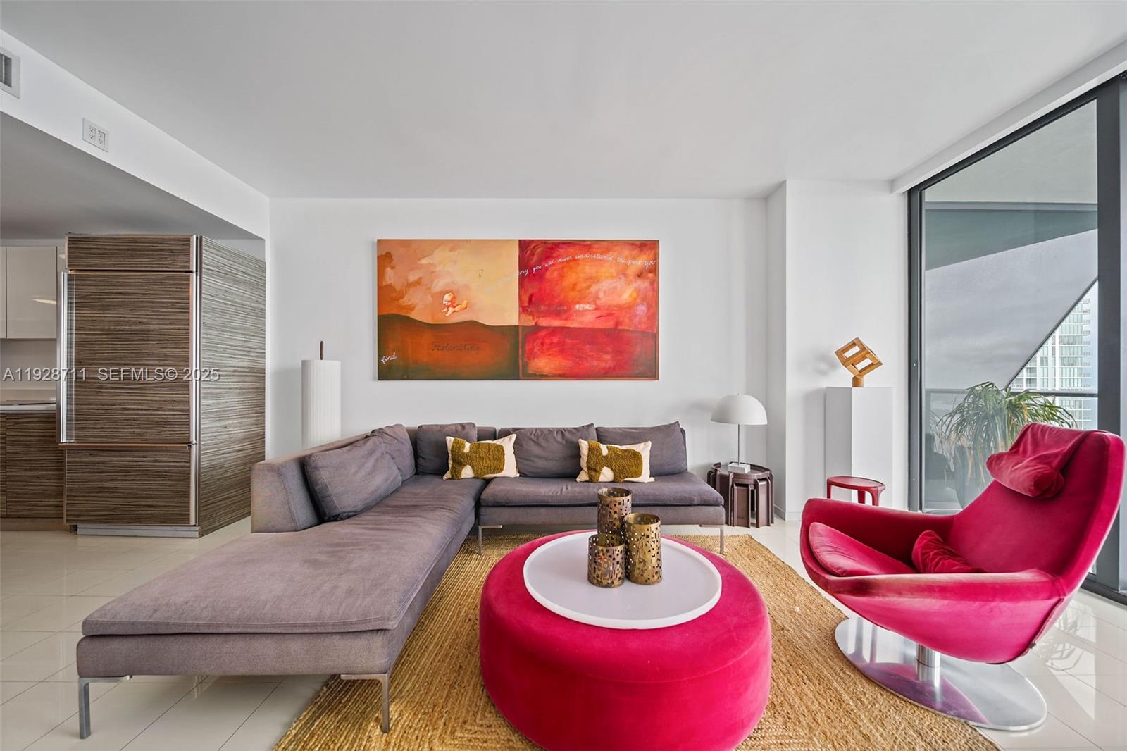 ICON BAY CONDO - Residential