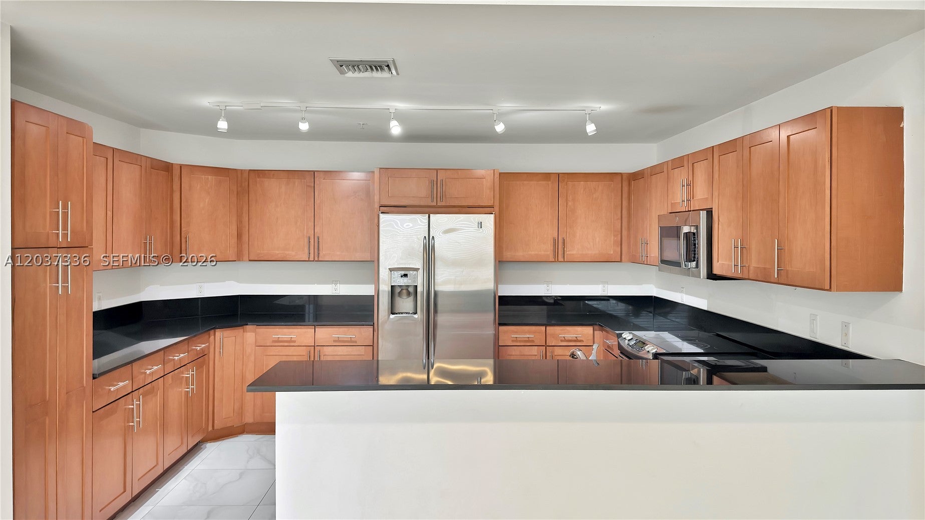 8390 SW 72 106