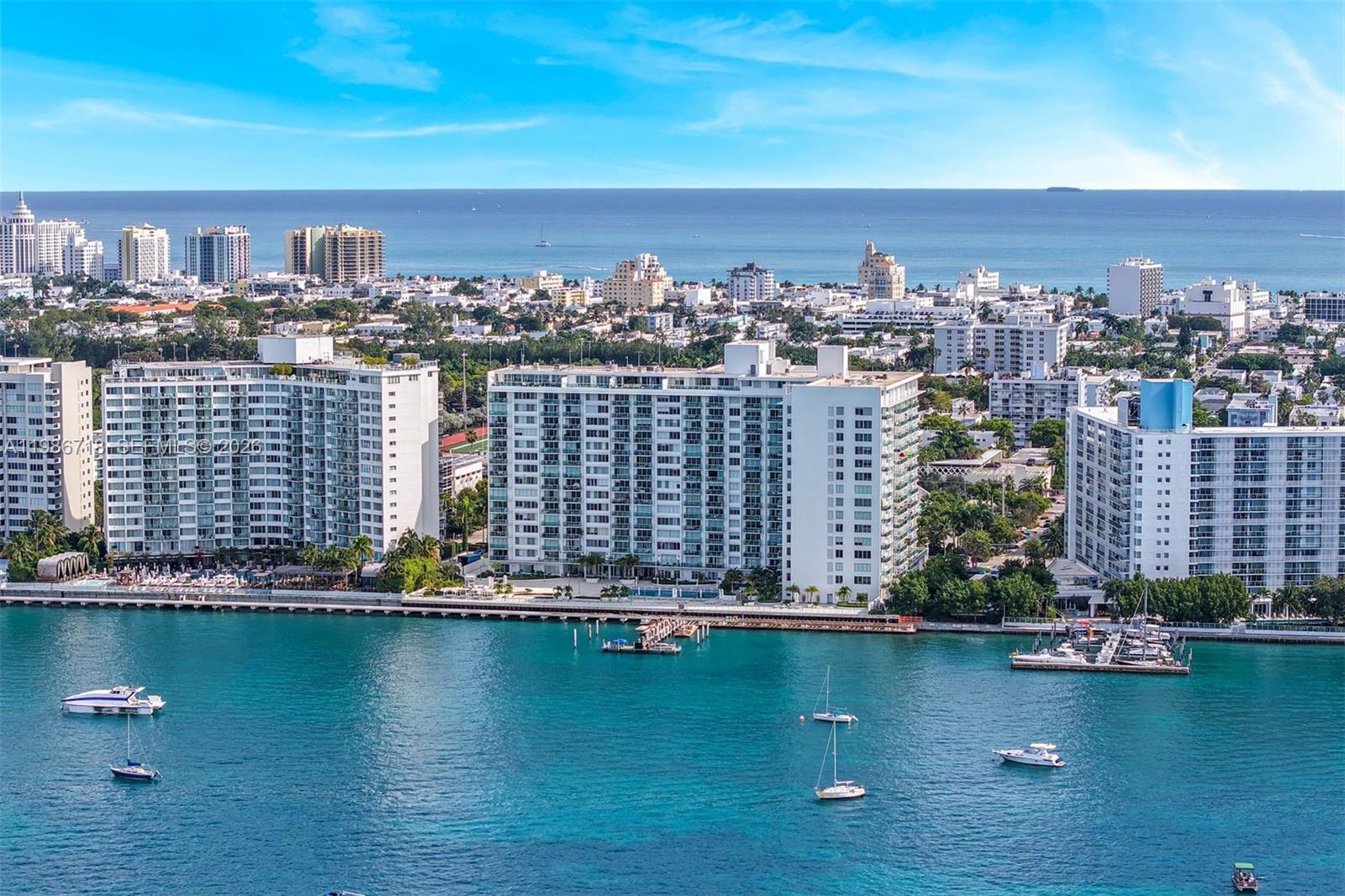 MIRADOR 1000 CONDO - Residential