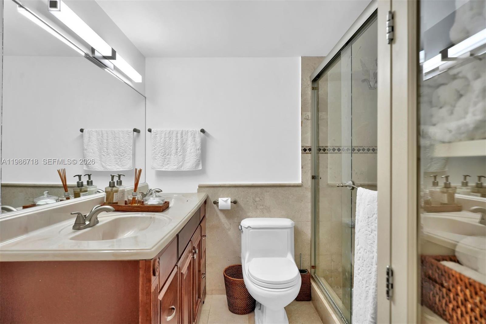 MIRADOR 1000 CONDO - Residential