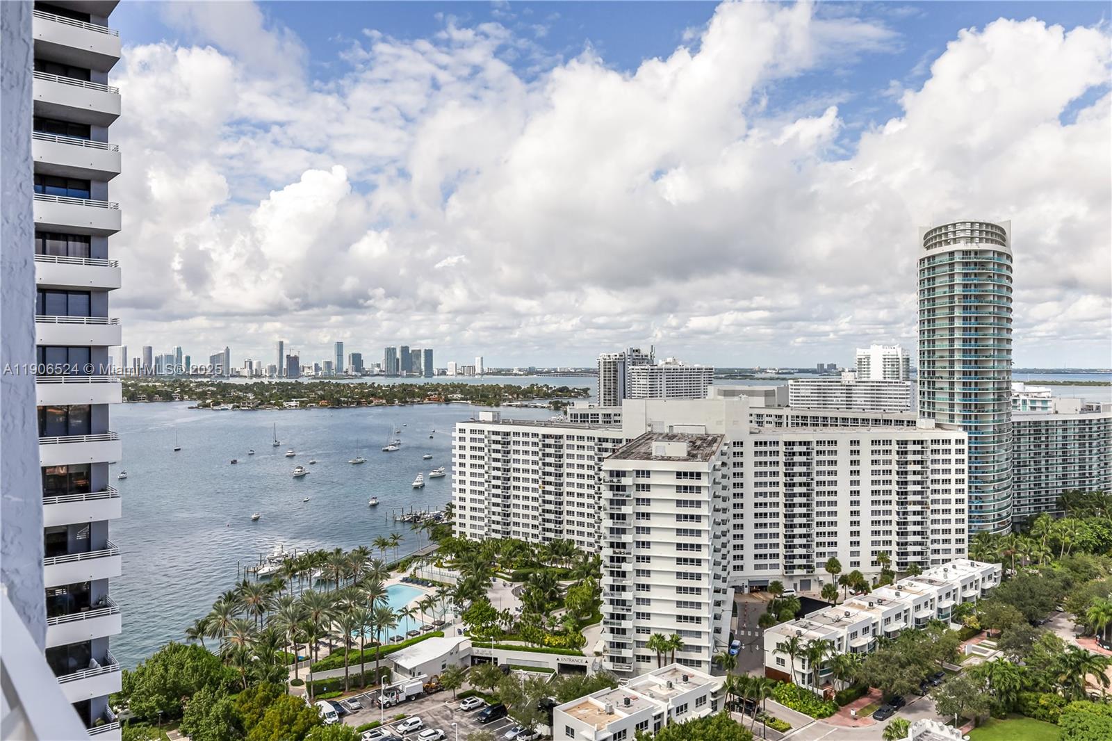 THE WAVERLY AT SOUTH BEAC - Residential