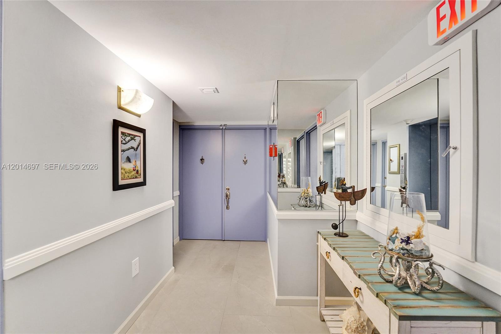 CORINTHIAN ON THE INTRACO - Residential