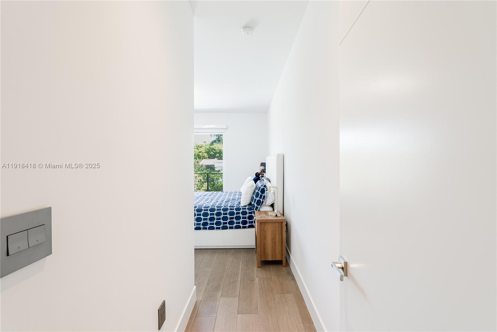 WESTON ESTATES - Residential