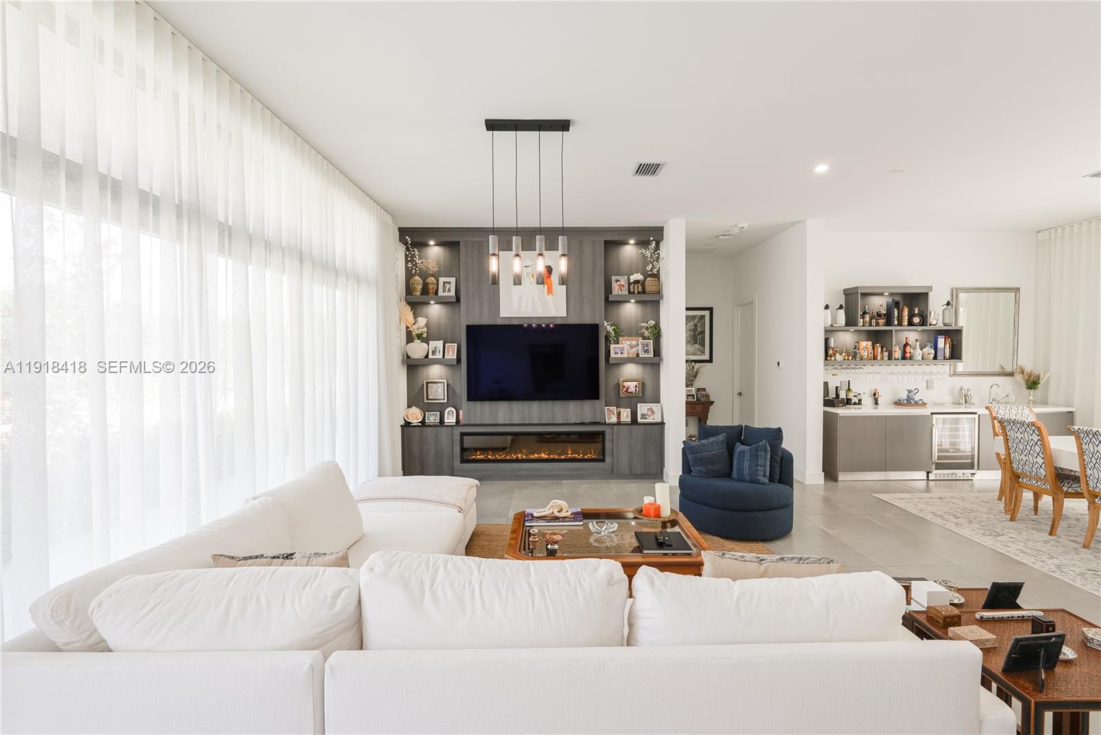 WESTON ESTATES - Residential