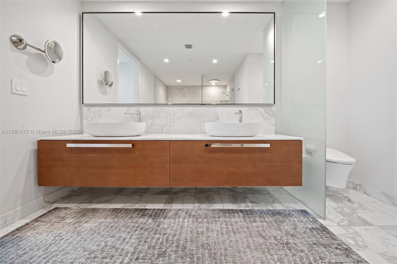 OCEANA BAL HARBOUR CONDO - Residential