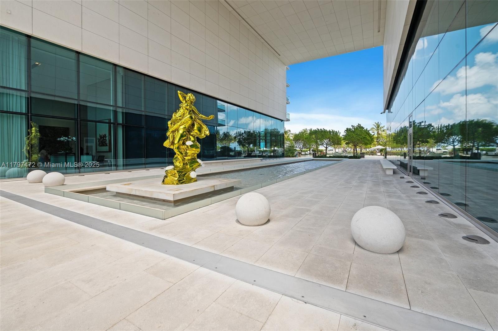 OCEANA BAL HARBOUR CONDO - Residential