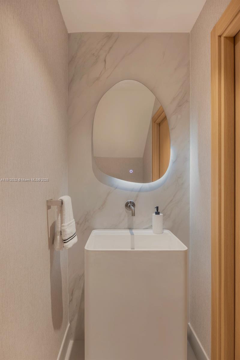 Palmhurst - Residential