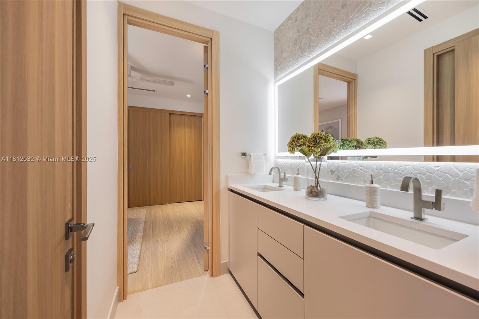 Palmhurst - Residential