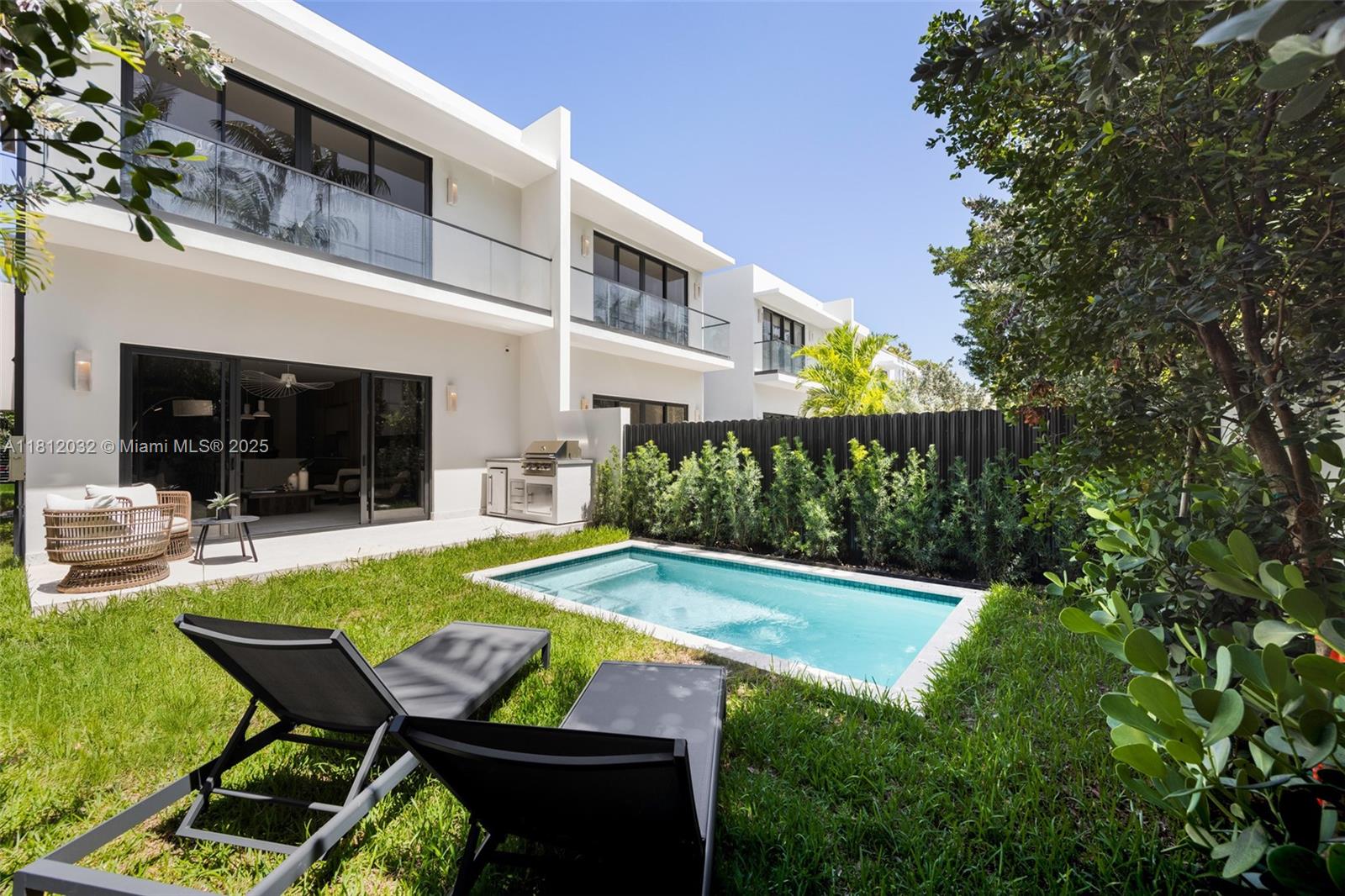 Palmhurst - Residential