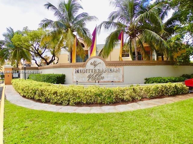 MEDITERRANEAN VILLAS COND - Residential