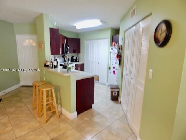 MEDITERRANEAN VILLAS COND - Residential