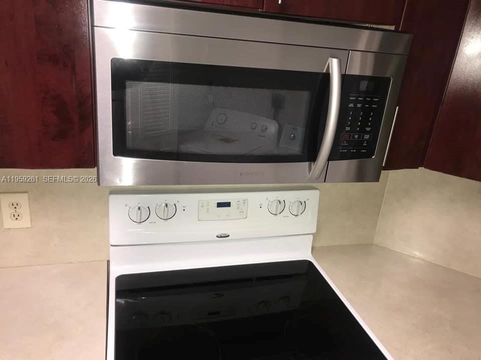 MEDITERRANEAN VILLAS COND - Residential