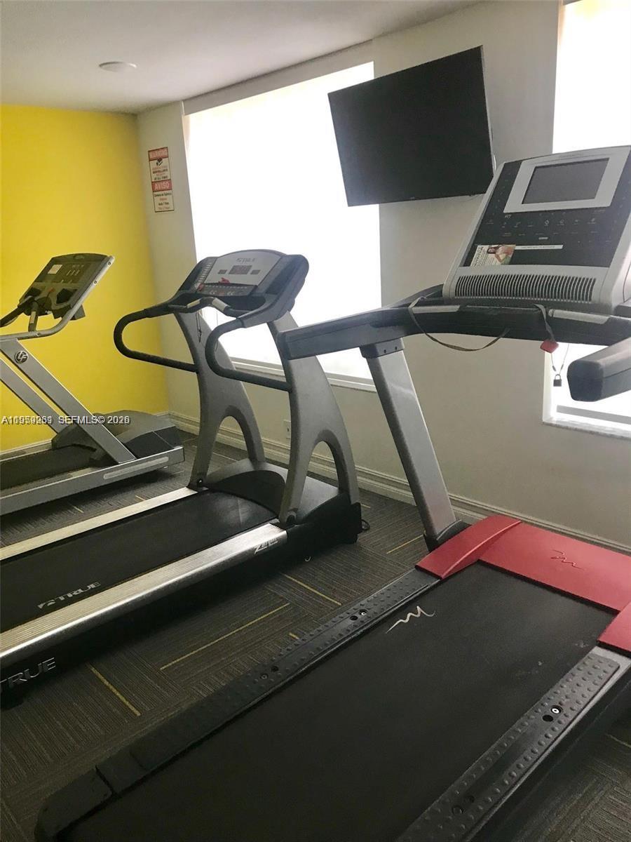 MEDITERRANEAN VILLAS COND - Residential