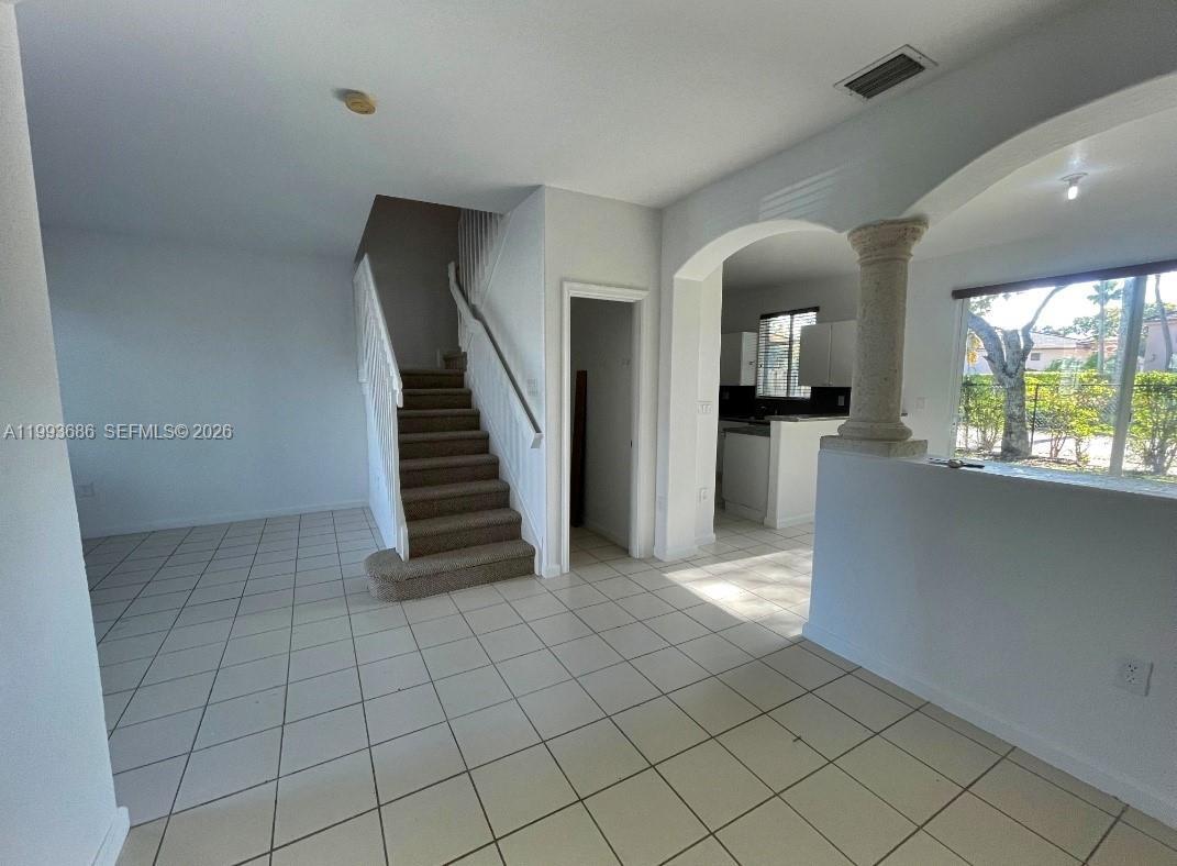 SHOMA TOWNHOMES AT KEYSCO - Residential Lease