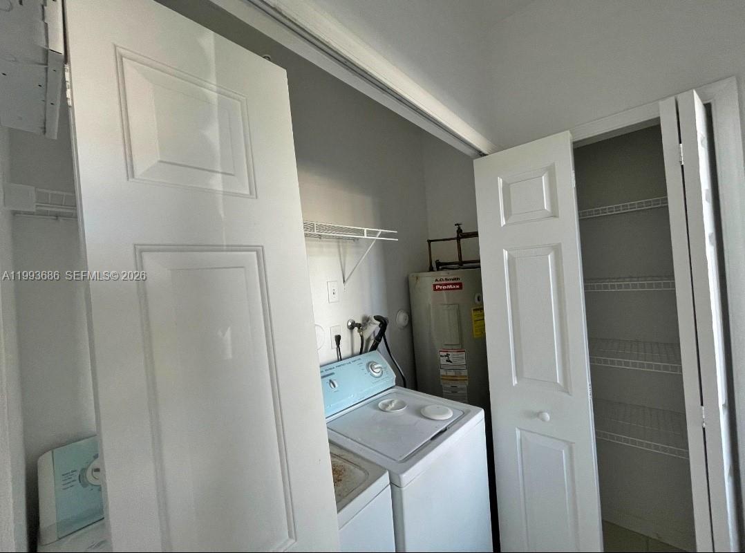 SHOMA TOWNHOMES AT KEYSCO - Residential Lease