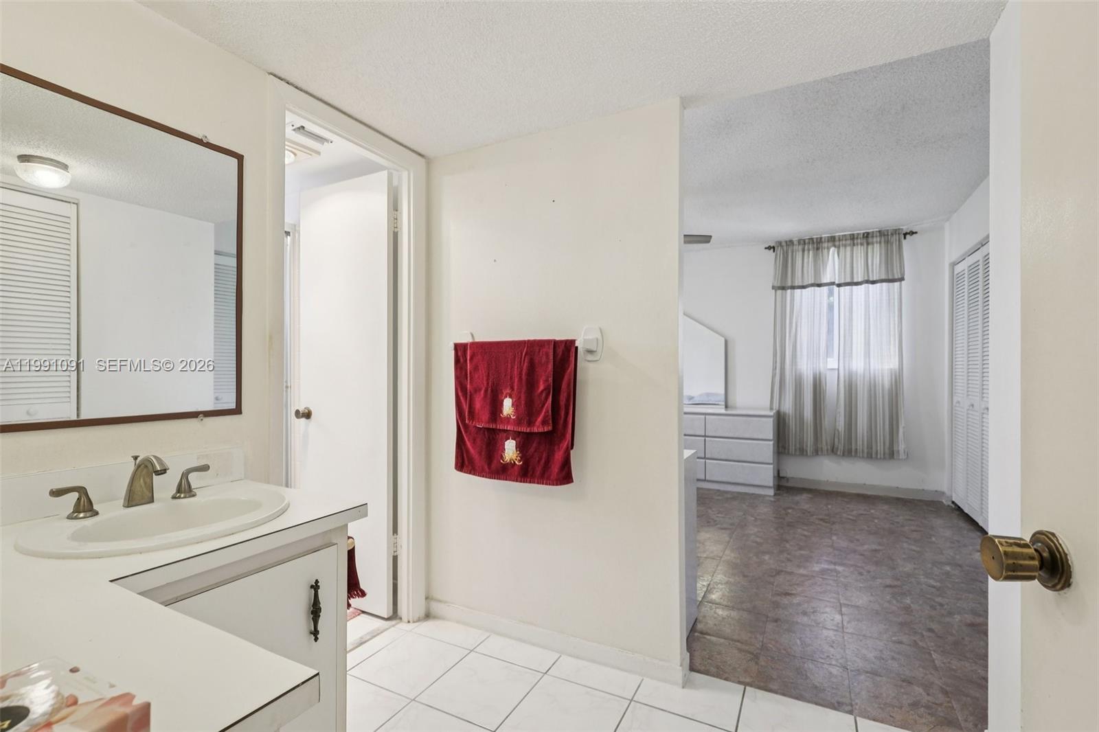 HOLIDAY SPRINGS VILLAGE 3 - Residential