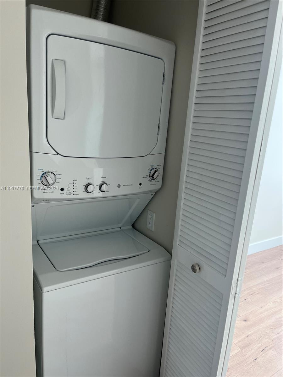 1300 PONCE CONDO - Residential Lease