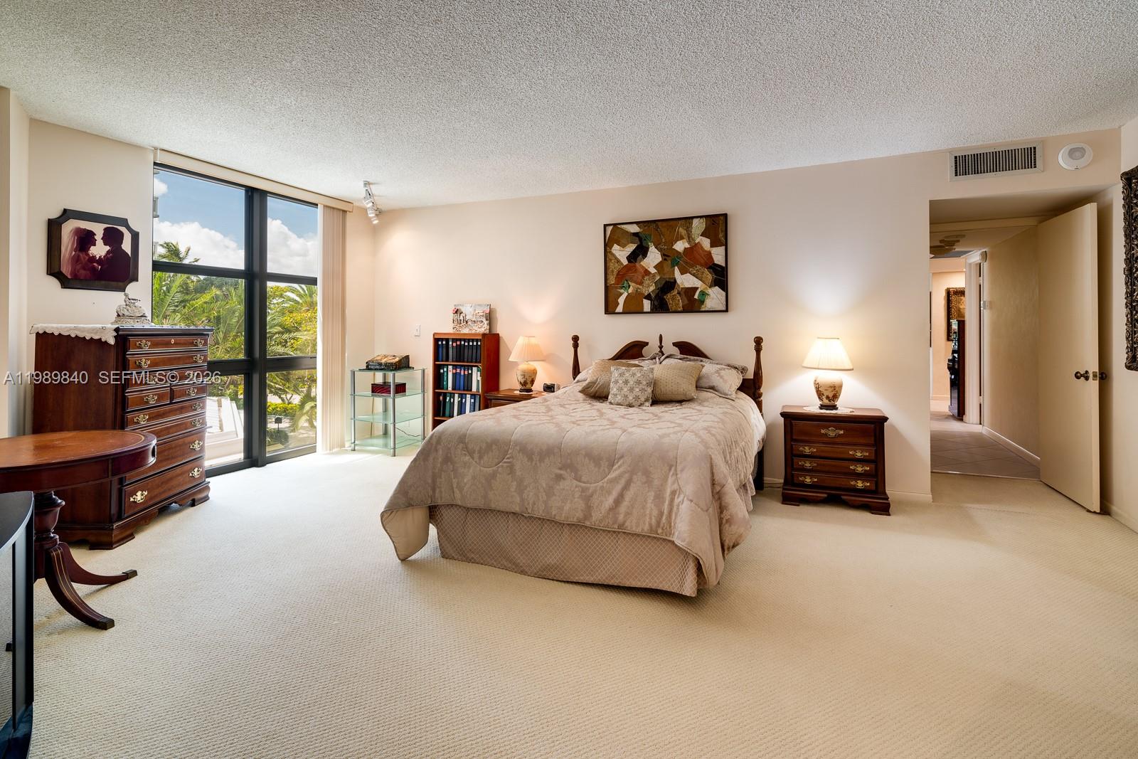 TOWERS OF KEY BISCAYNE CO - Residential