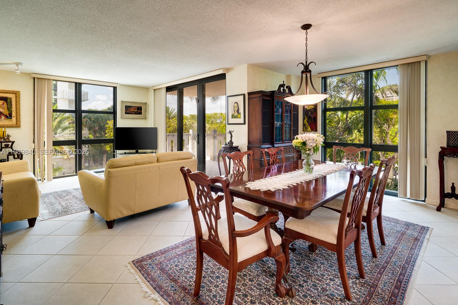 TOWERS OF KEY BISCAYNE CO - Residential