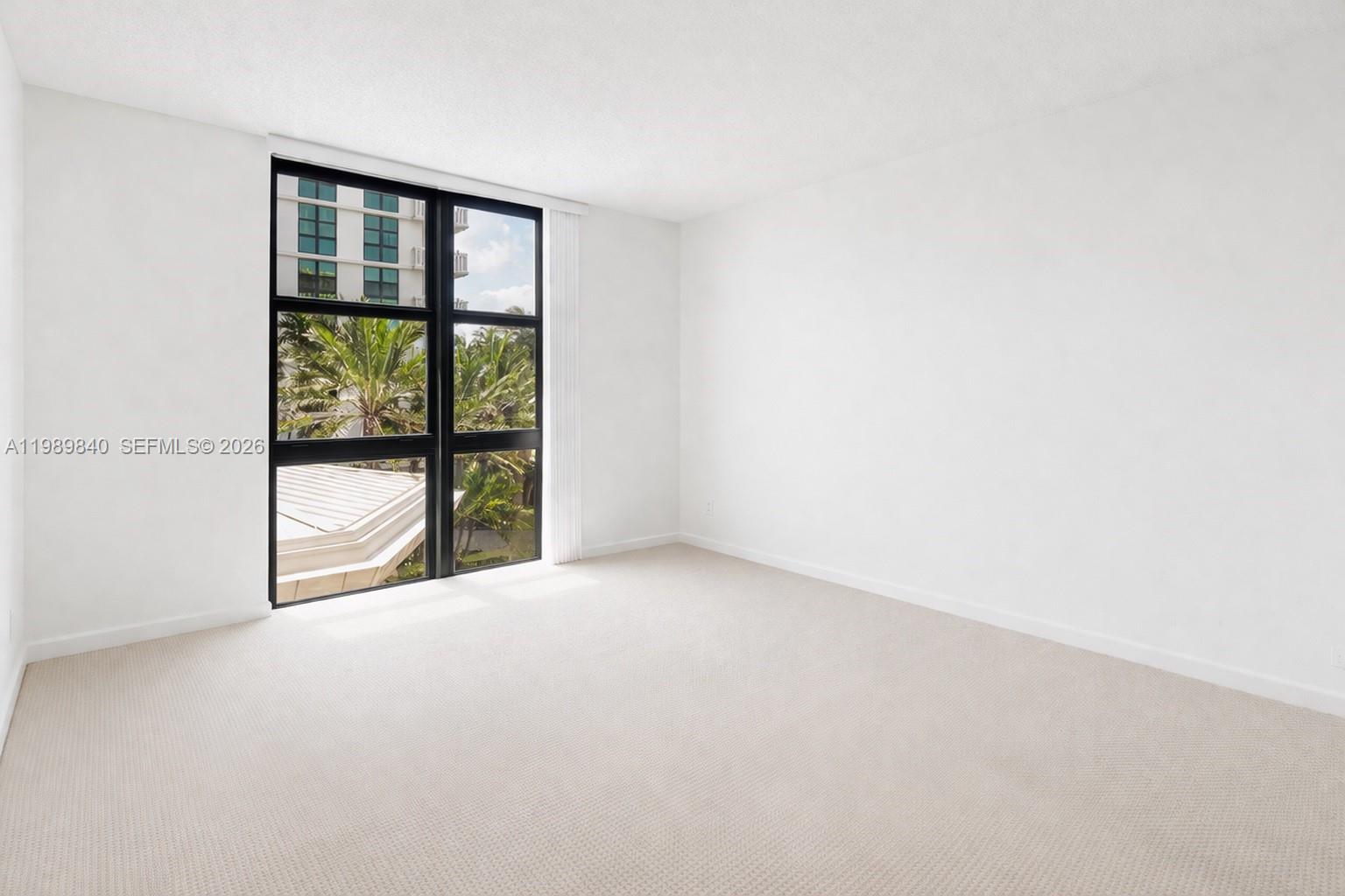 TOWERS OF KEY BISCAYNE CO - Residential