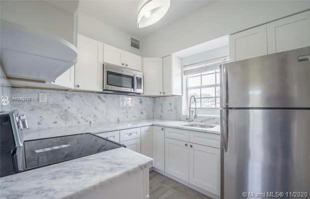 W MIAMI SHORES SEC B - Residential Lease