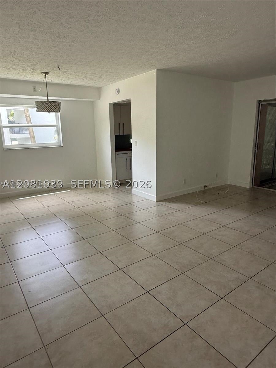 8002 Lagos De Campo Blvd B-101
