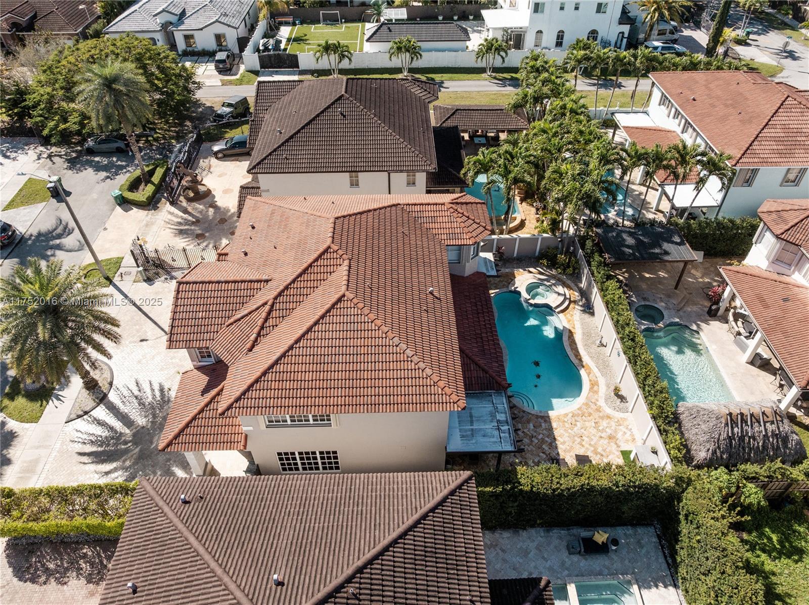 CAMINO REAL ESTATES - Residential