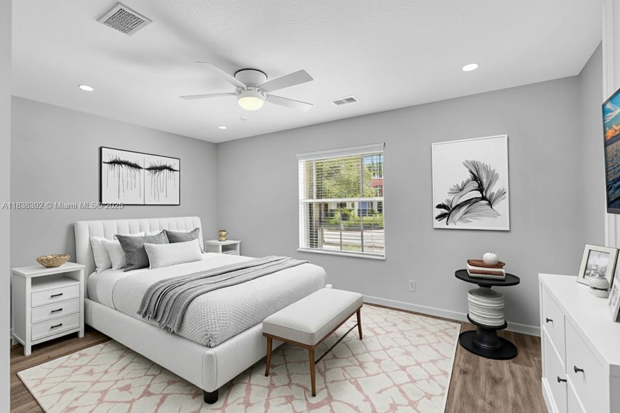 SECTOR 4 - Residential Lease