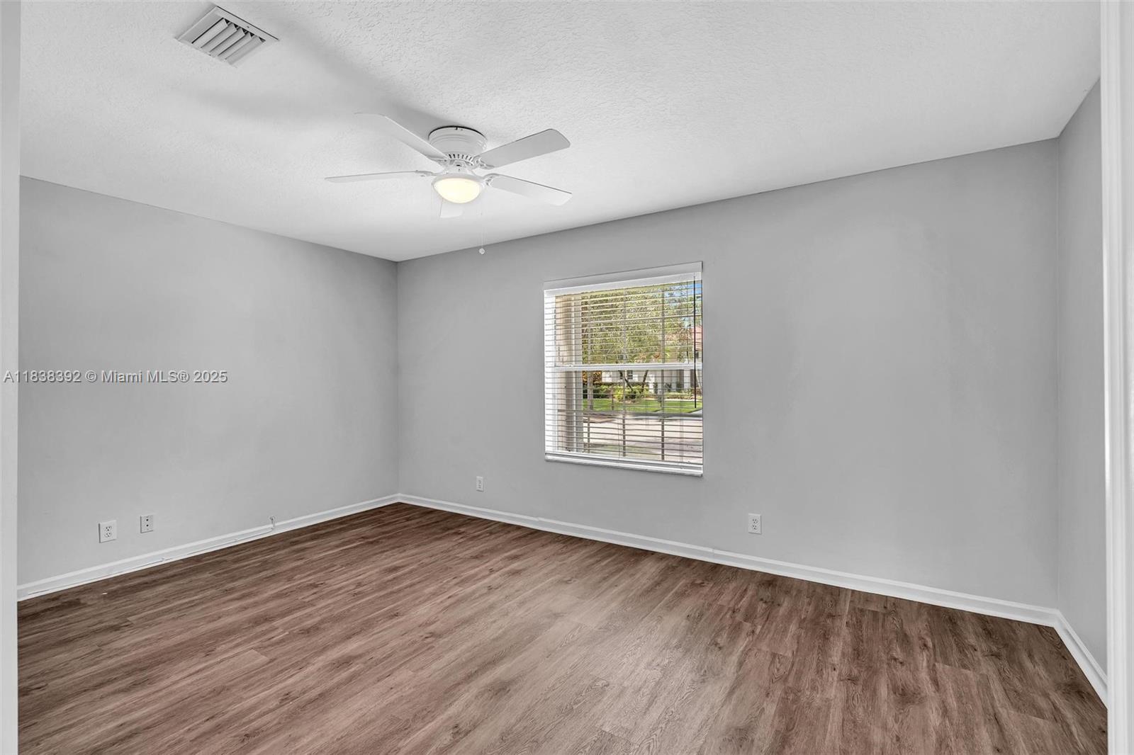 SECTOR 4 - Residential Lease