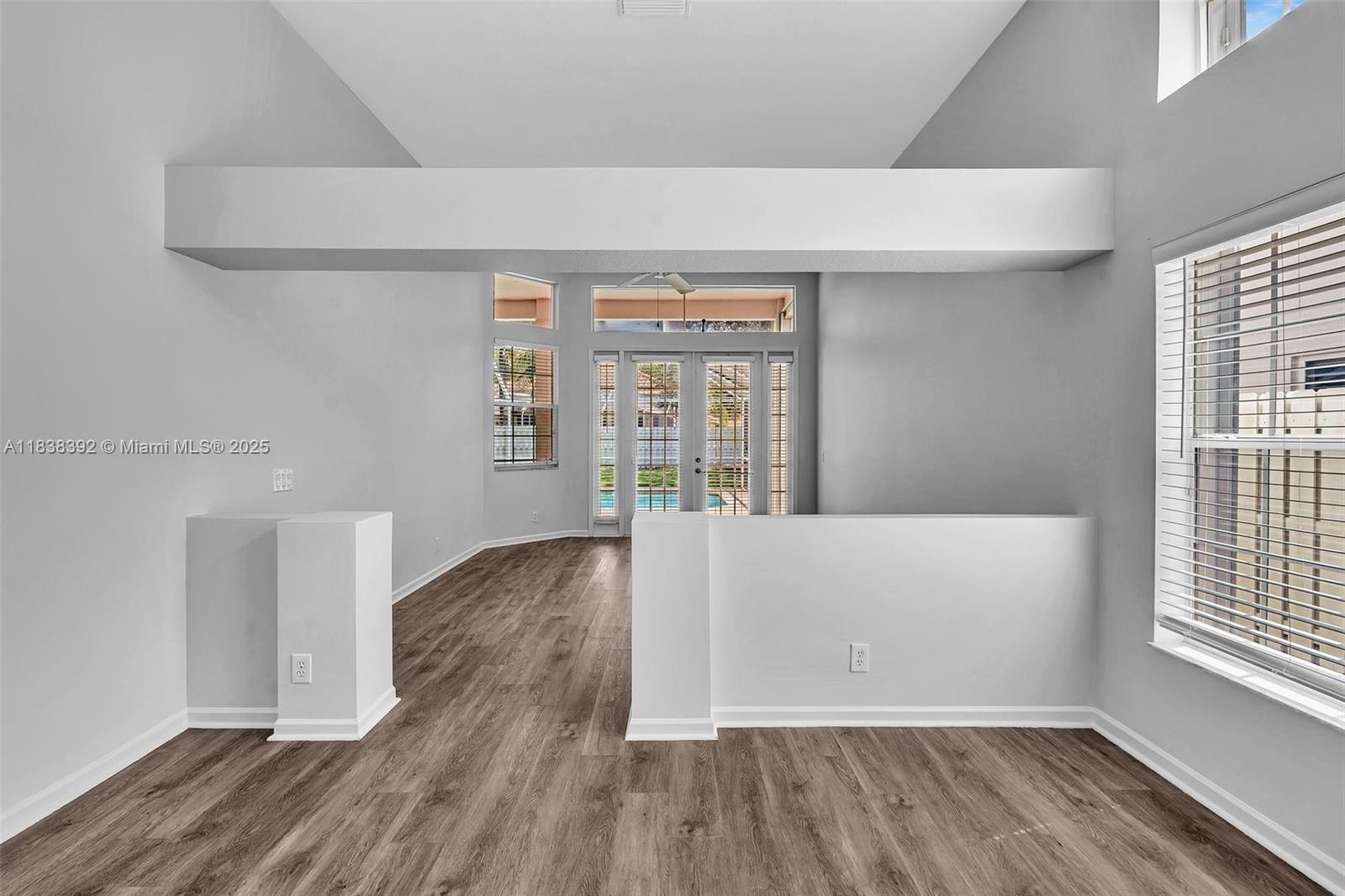 SECTOR 4 - Residential Lease