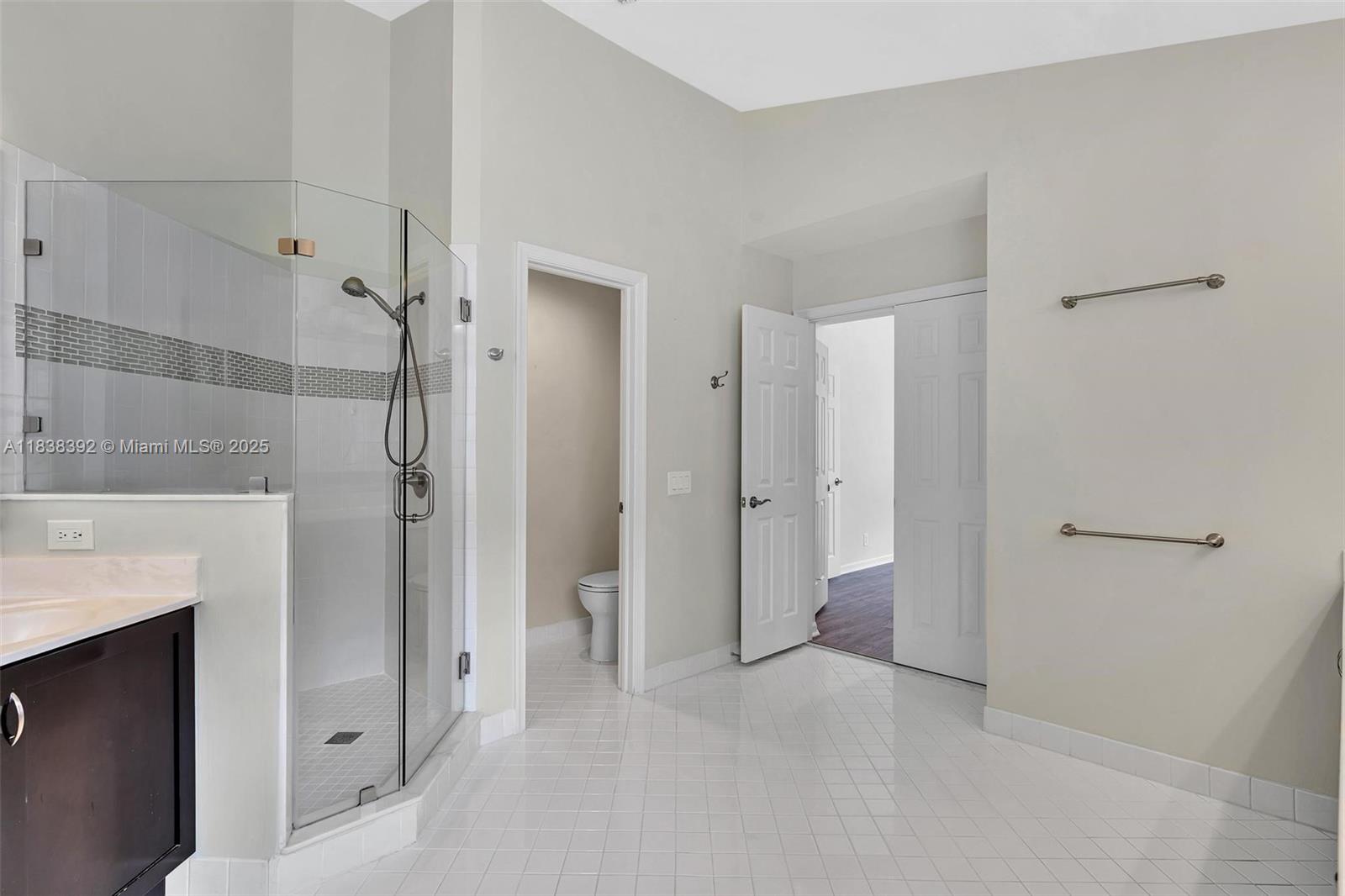 SECTOR 4 - Residential Lease