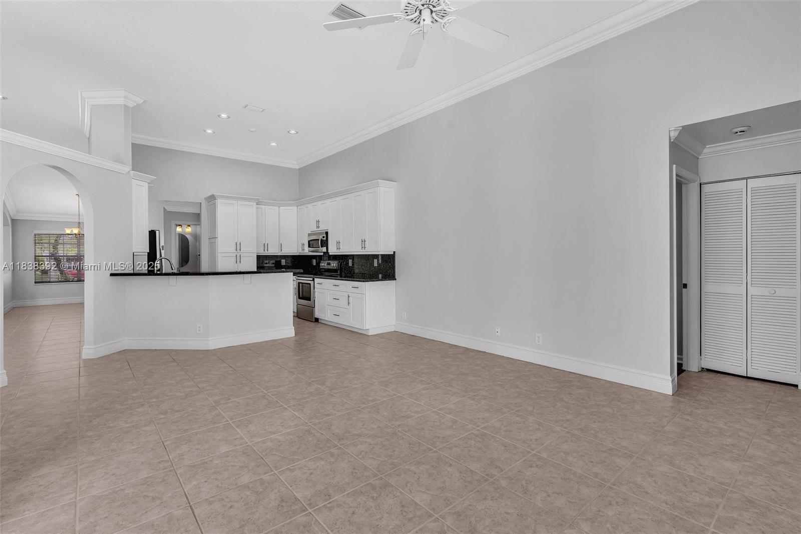 SECTOR 4 - Residential Lease