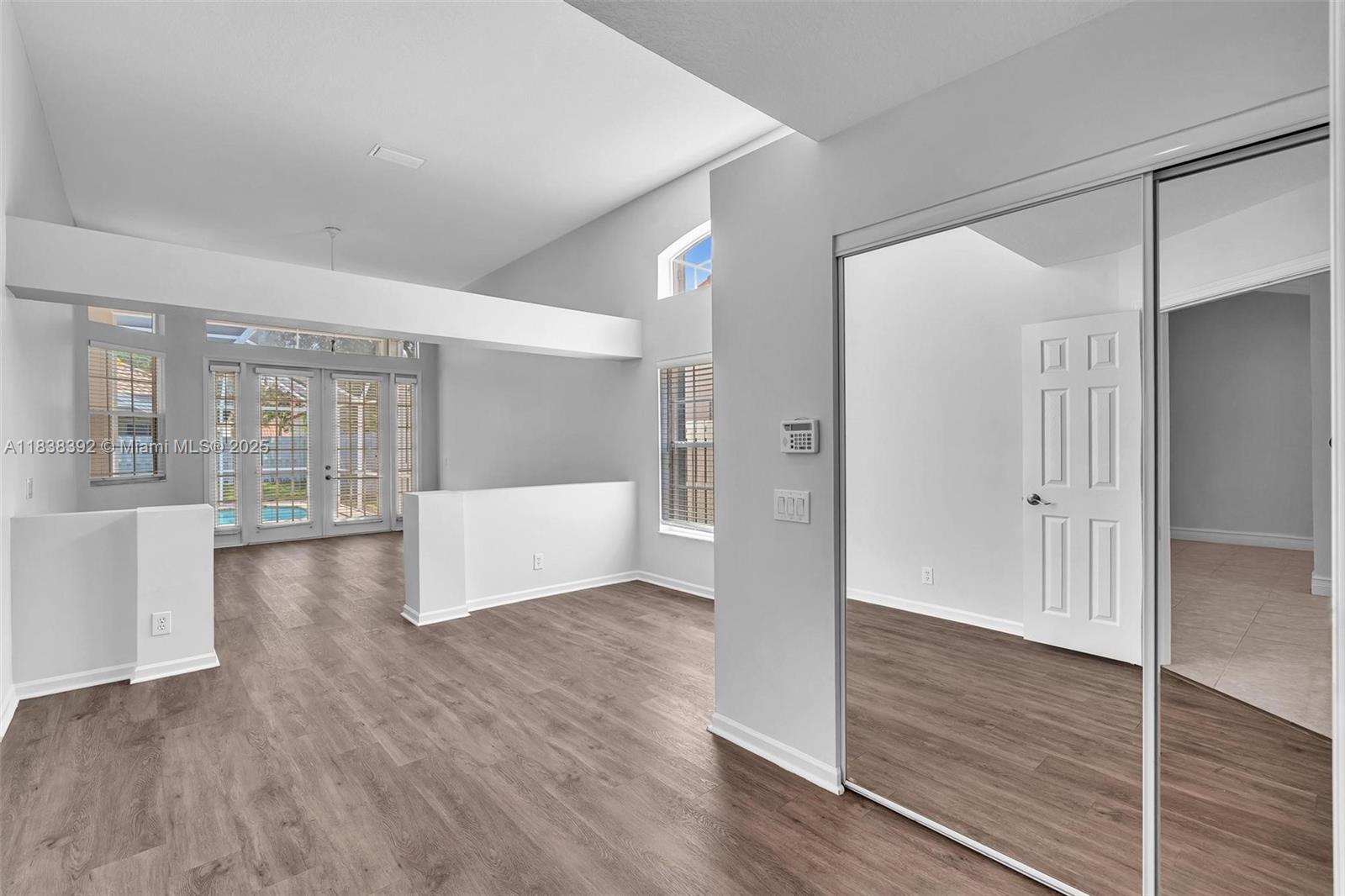 SECTOR 4 - Residential Lease