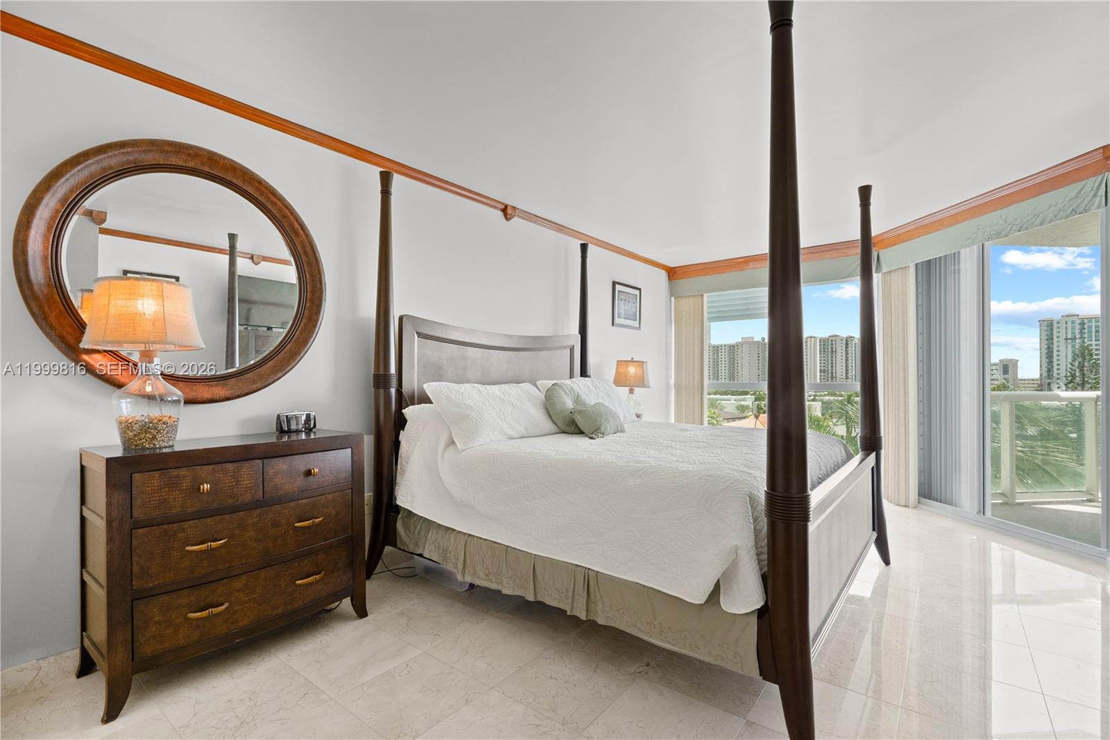 OCEANIA V CONDO - Residential