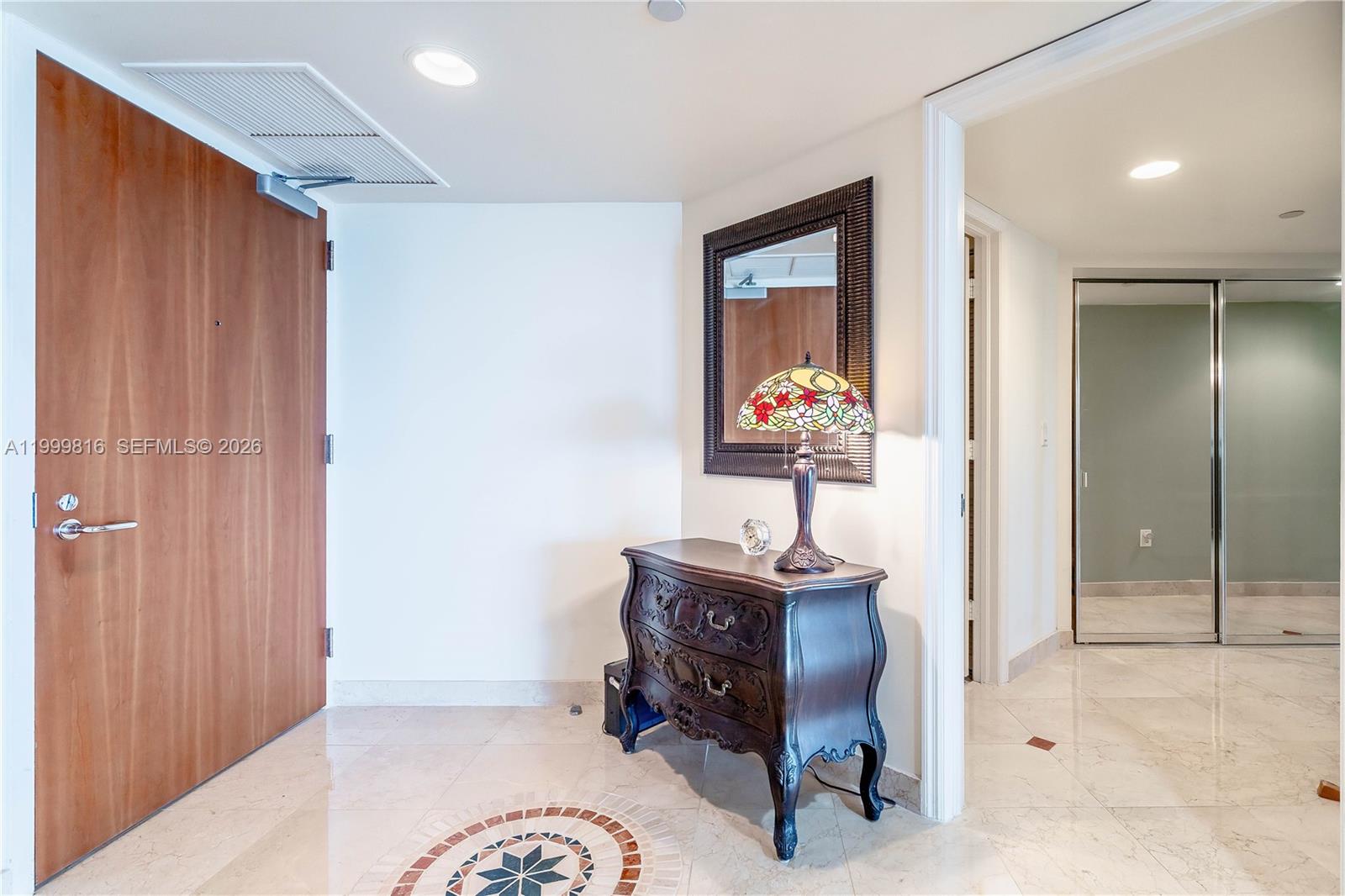 OCEANIA V CONDO - Residential