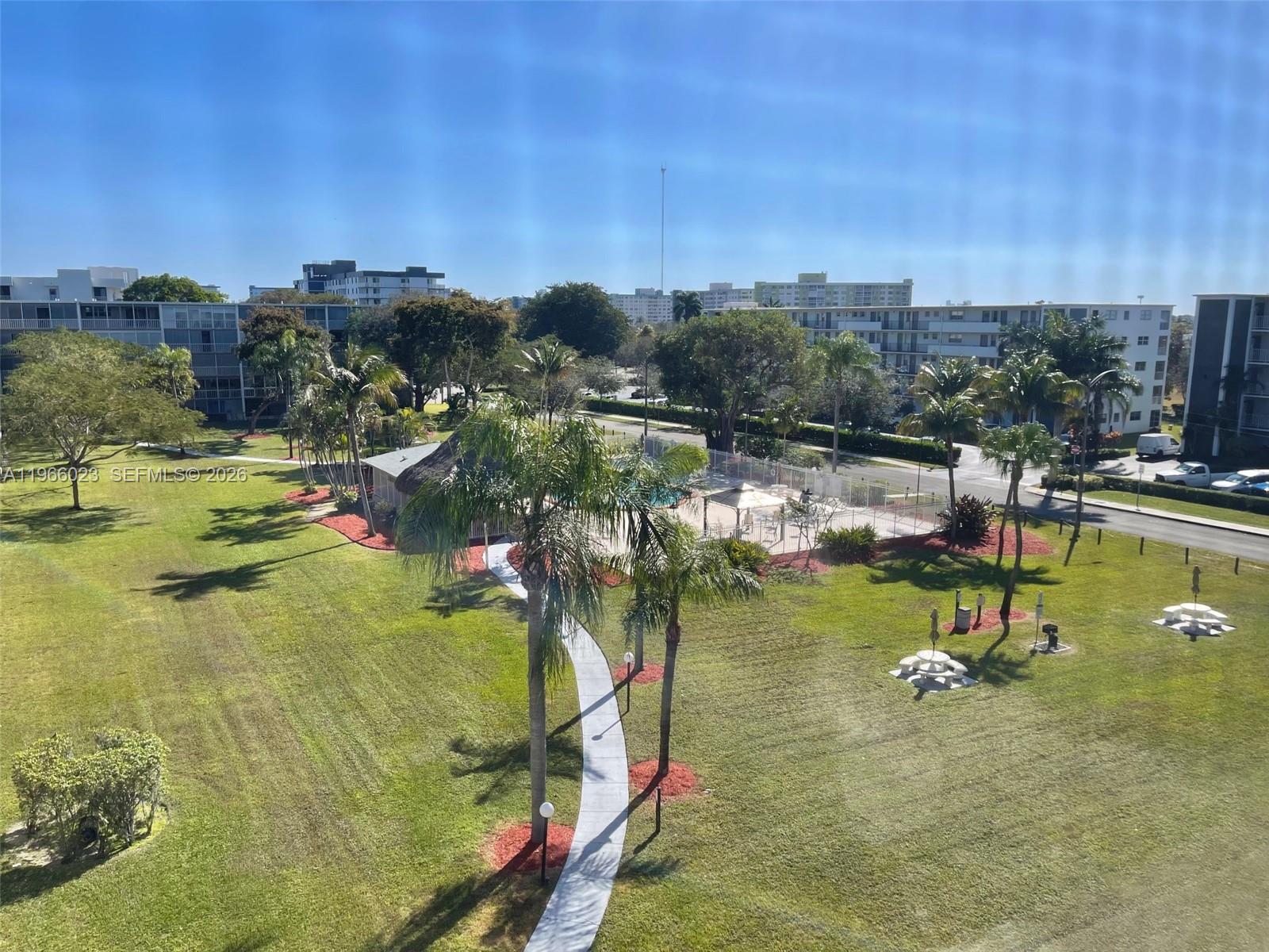 4700 Washington St 507