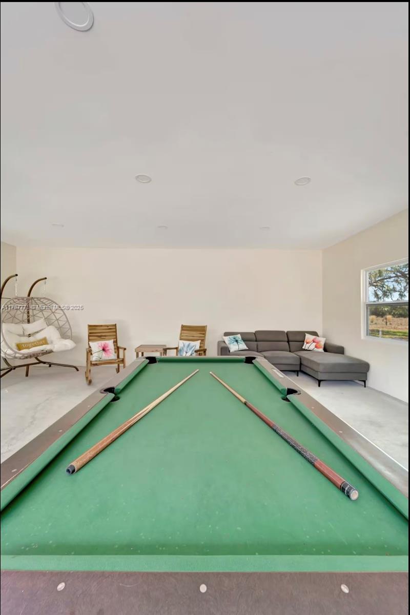 ENGLEWOOD GARDENS REPLAT - Residential