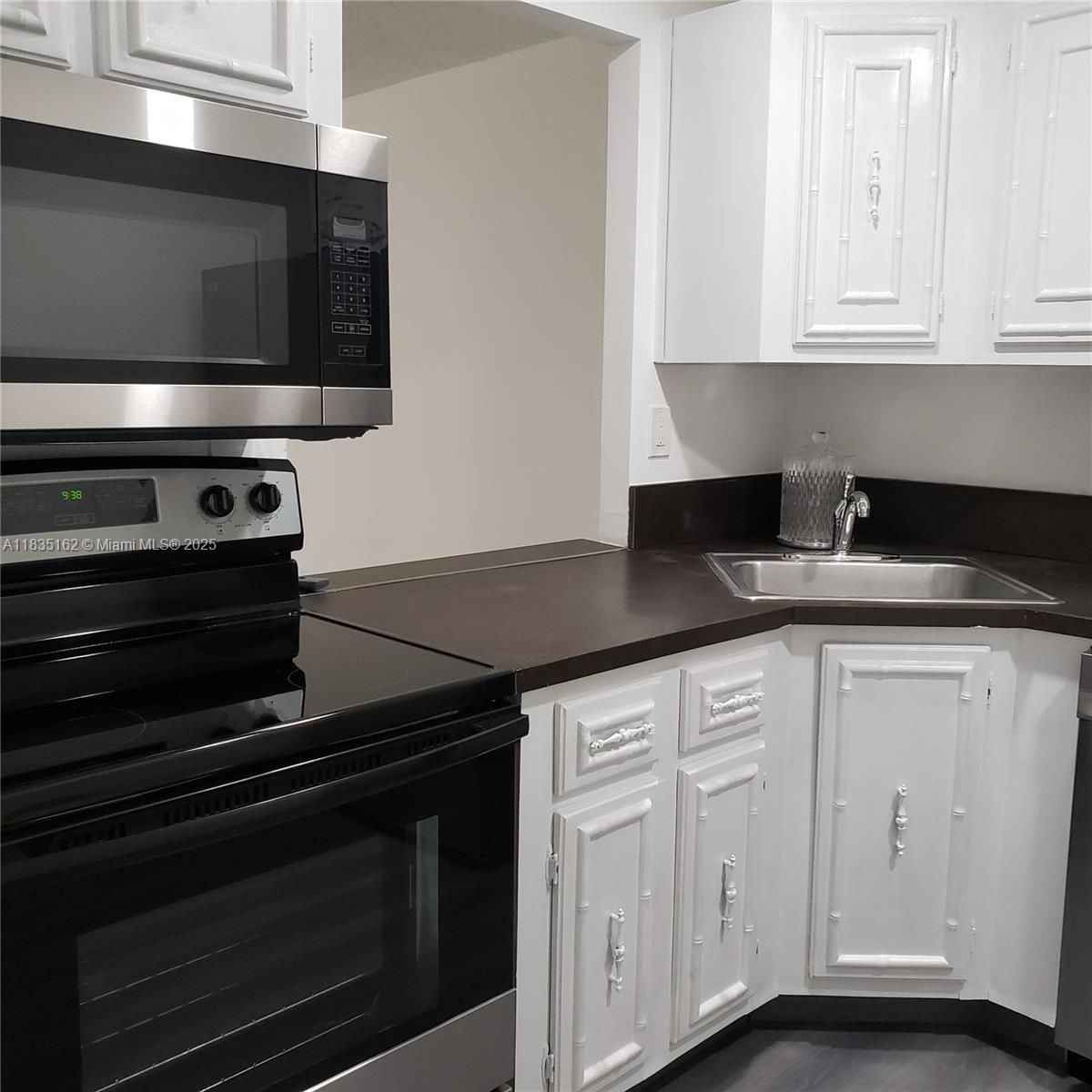 851 Three Islands Blvd 314