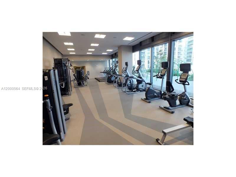 REACH CONDO - Residential