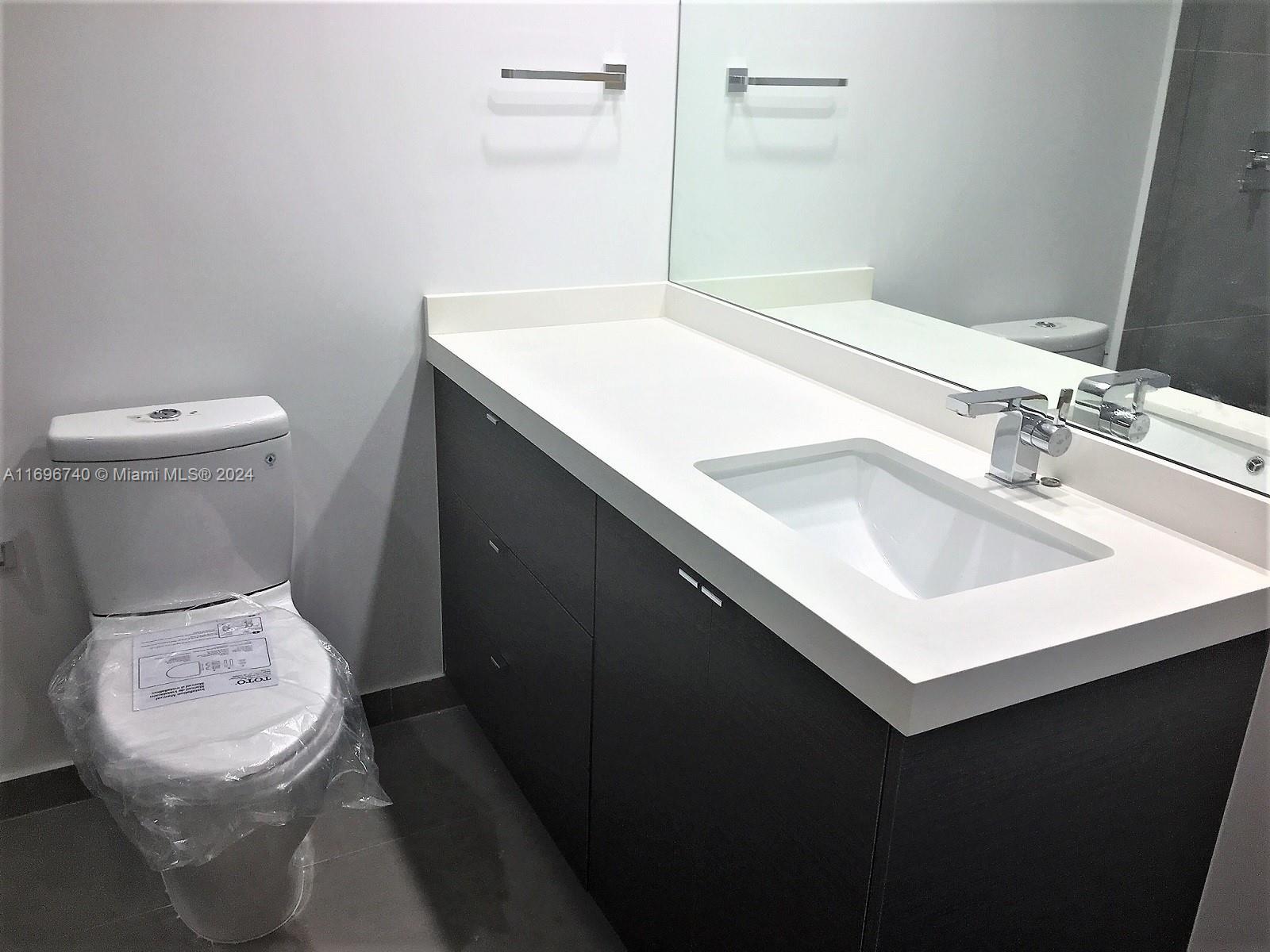 MIRADOR 1000 CONDO - Residential