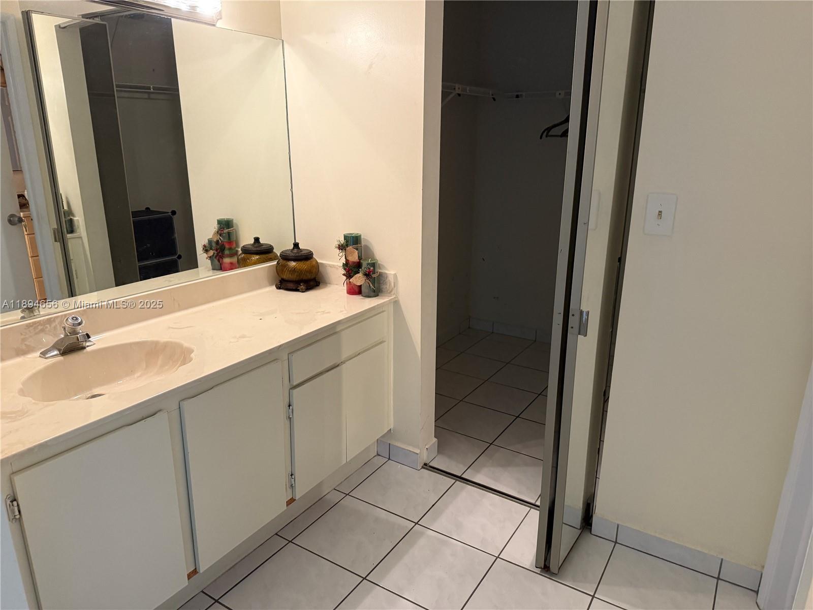 PINE LAKE VILLAGE CONDO - Residential Lease