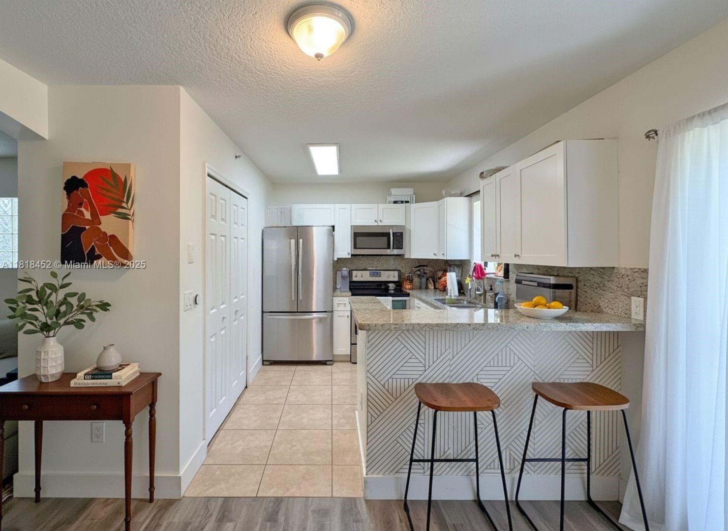 THE COURTS AT BAYSHORE II - Residential