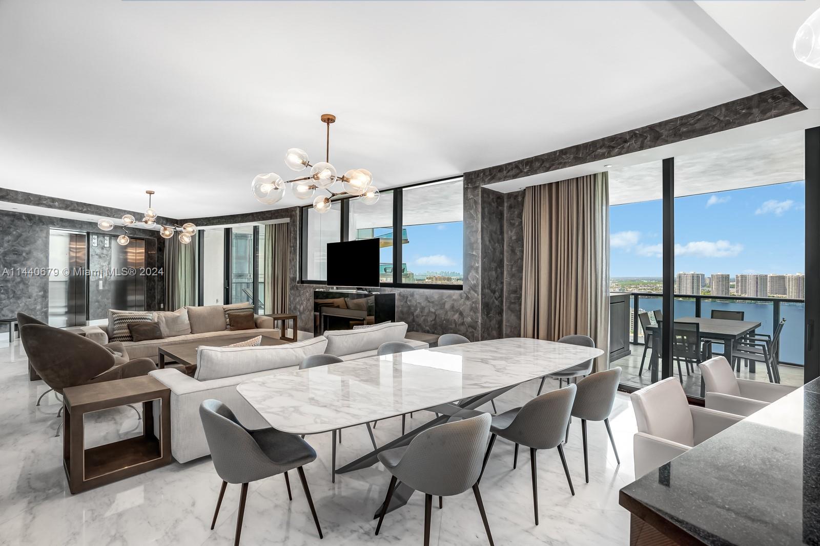 18555 COLLINS AVENUE COND - Residential