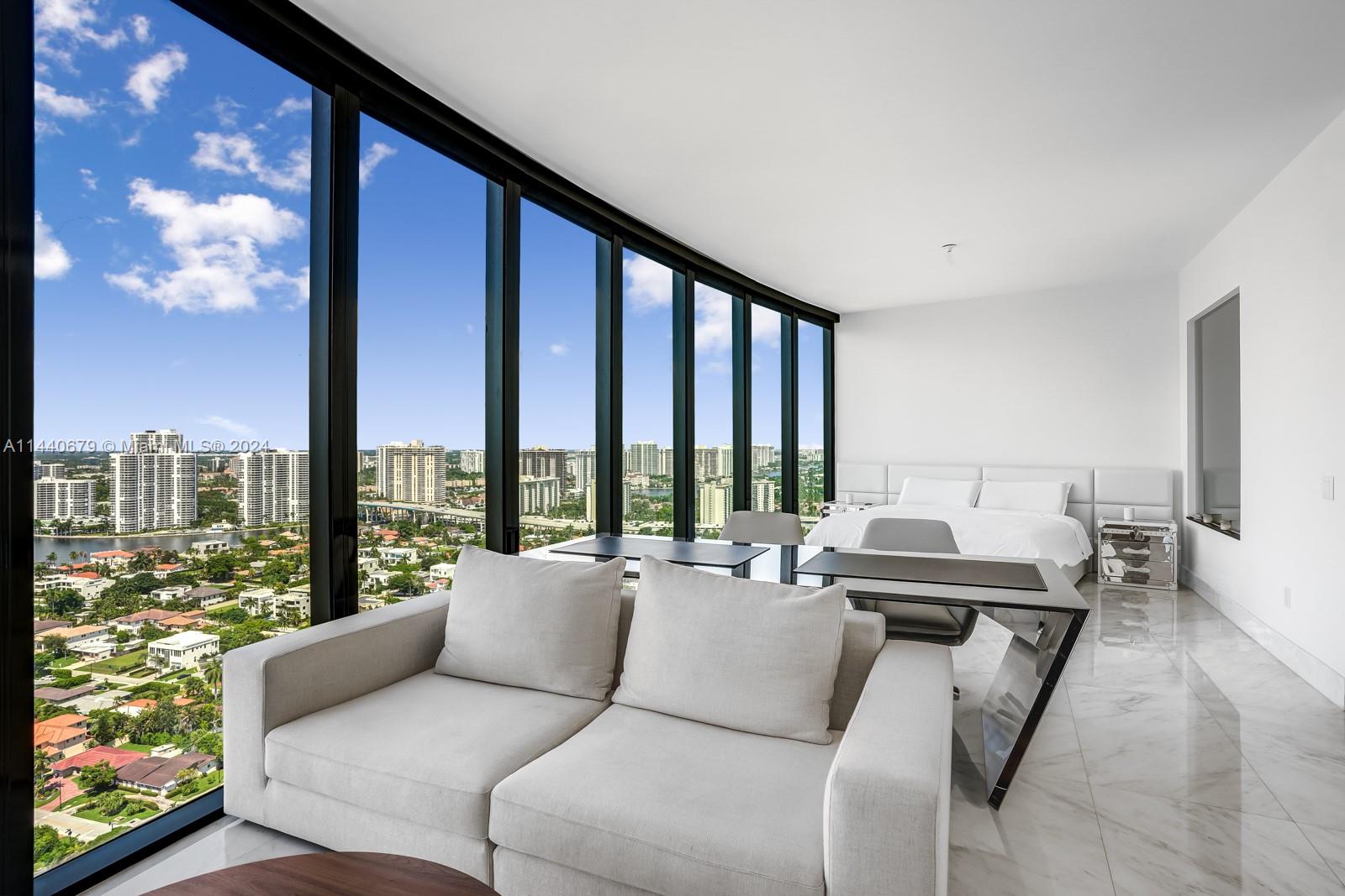 18555 COLLINS AVENUE COND - Residential