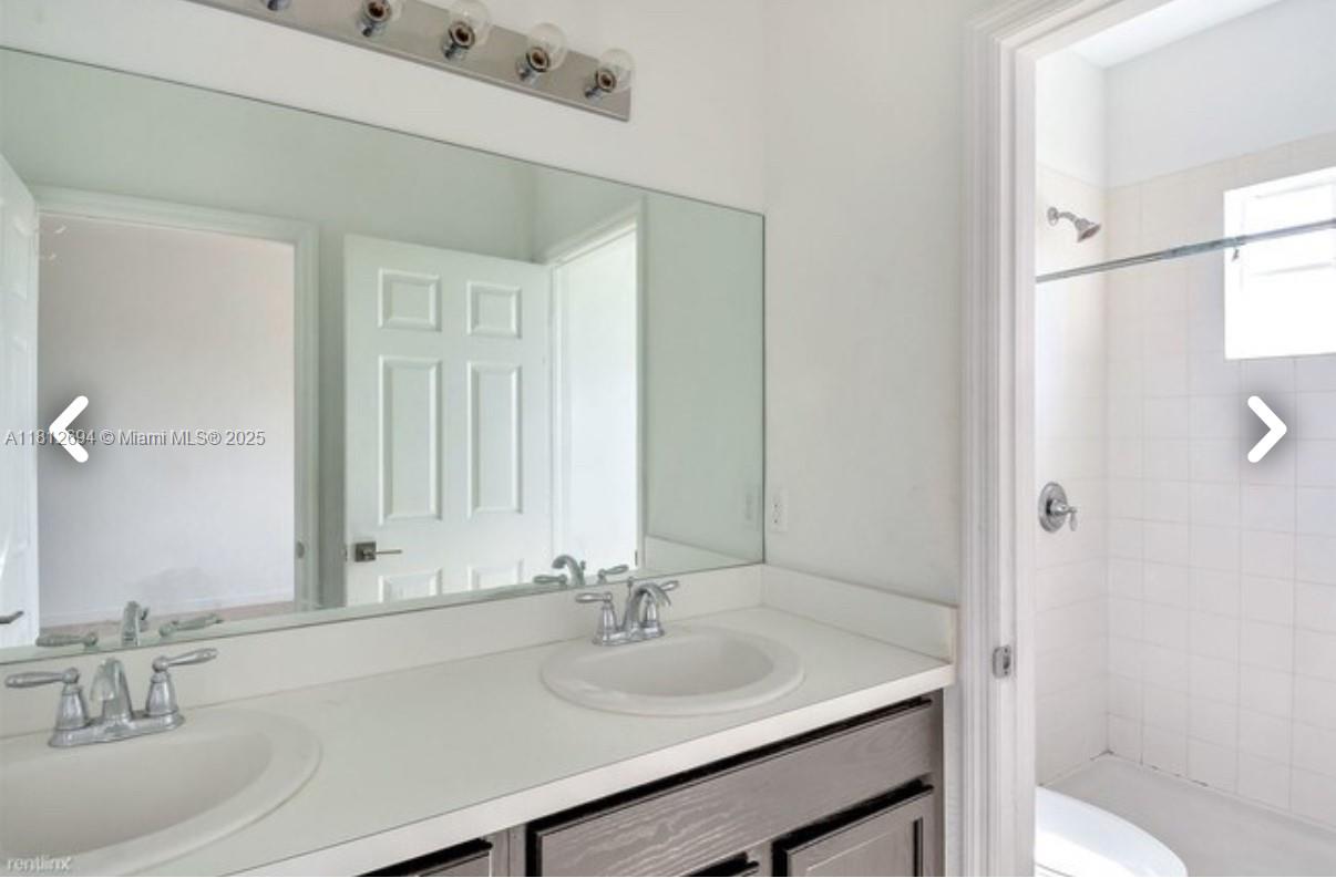 UNITED HOMES AT BELLA VIS - Residential