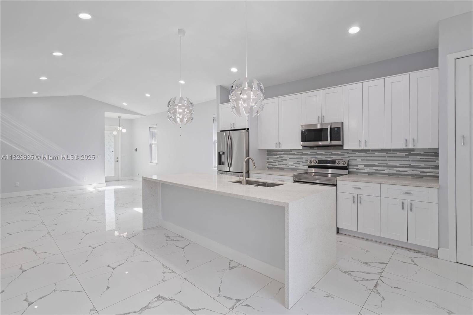 VISTA ENCANTO ADD - Residential