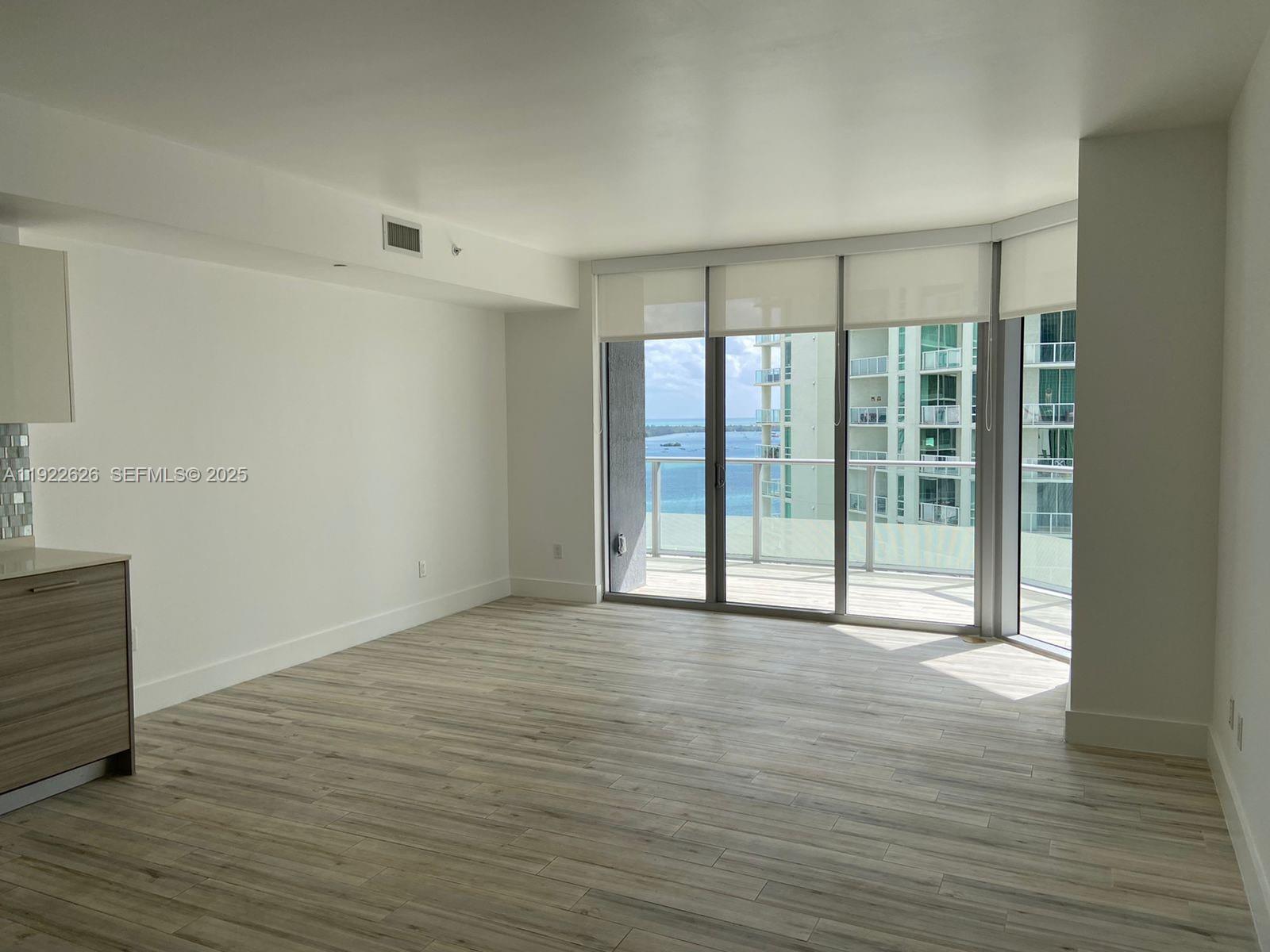 1300 Brickell Bay Dr 2203